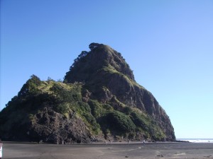 Isabel: am Piha Beach